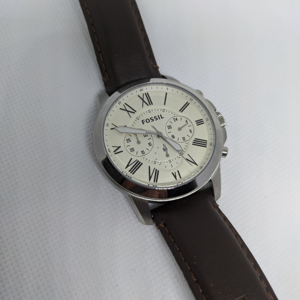 Fossil Mens Grant Leather Watch FS4736